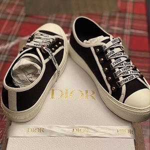 Christian Dior Walk N' Dior Sneaker - BNIB